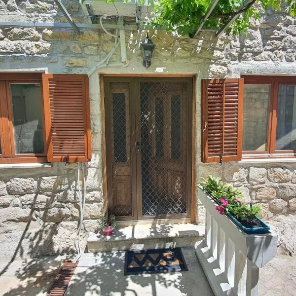 Moj Mir, ξενοδοχείο σε Betina