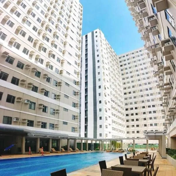 1014 - Cavite Minimalist Condo with Resort-like Amenities & Hi Speed Wifi, hotel v destinaci Dasmariñas