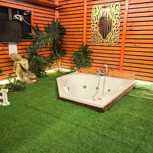 Alojamiento en Villa alemana Golden House con Opción a uso de Jacuzzi, hotel v destinaci Villa Alemana