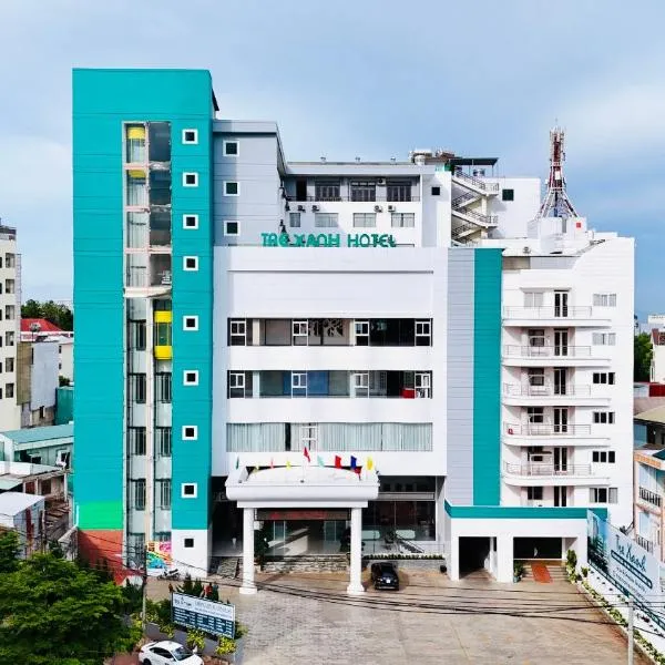 Tre Xanh Hotel, hotel in Plei Hơlăng