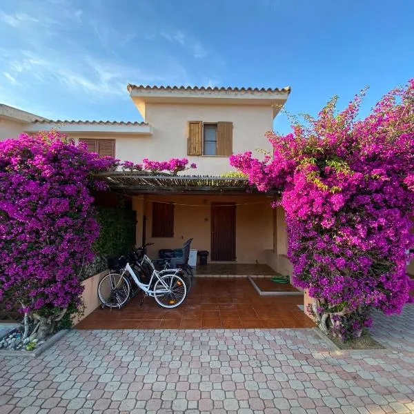 Centro e Cinta beach free bikes, hotel i San Teodoro