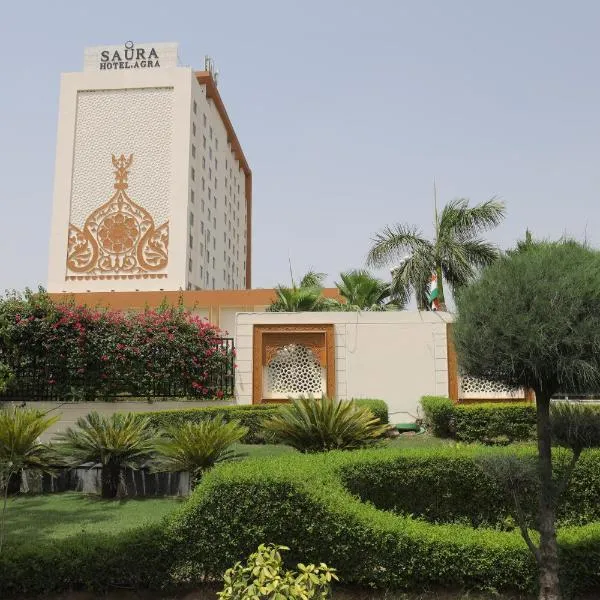 Saura Hotel, Agra - A Club Mahindra Associate、アグラのホテル