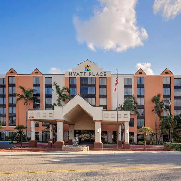 Hyatt Place Ontario/Rancho Cucamonga、オンタリオのホテル