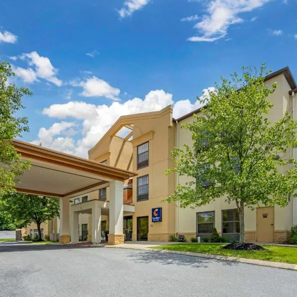 Comfort Suites near Penn State, hotel in Milesburg
