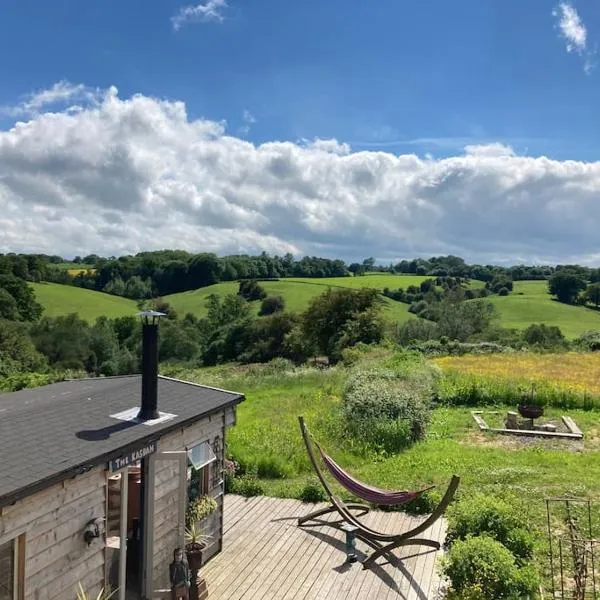 A luxury lodge, log burner and incredible views, hotel in Wrexham