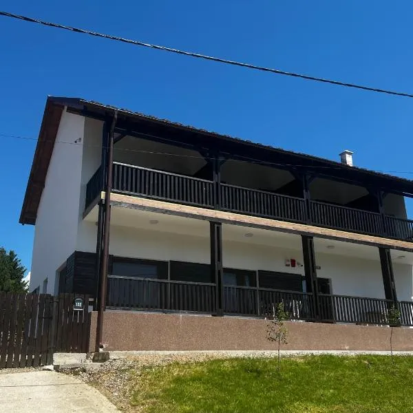 Casa Roma Lac, hotell sihtkohas Brebu Nou