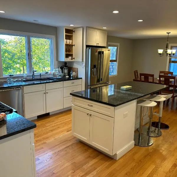 Boston Single Family House - 19' Train to Back Bay, hotel in Boston