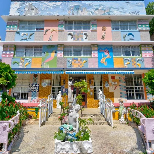 मायामी बीच में, होटल James Hotel