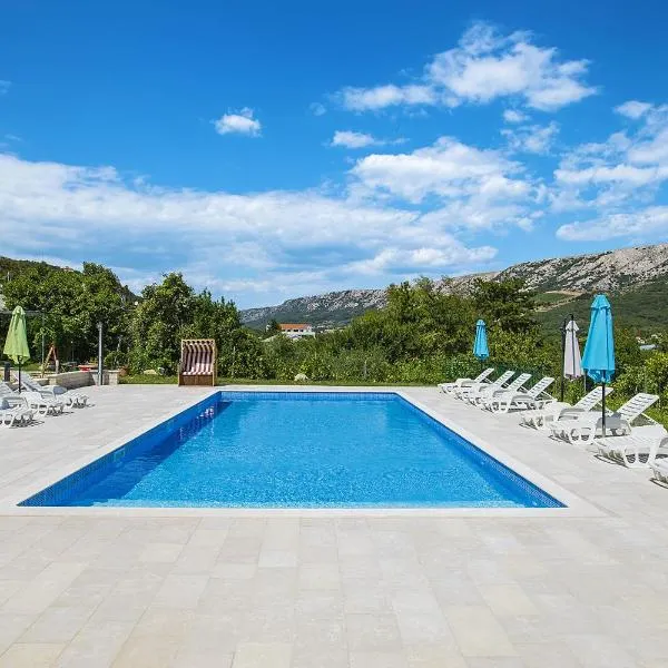 Apartments Juranić, hotel v destinácii Baška