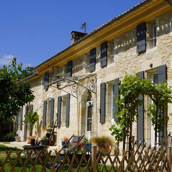 La Girondine – hotel w mieście Galgon