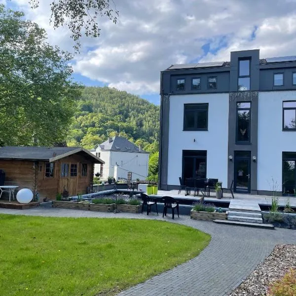 쇼퐁텐에 위치한 호텔 Gîte La Vieille Ferme Chaudfontaine et son jacuzzi