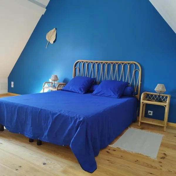 Duplex, hotel in Briantes