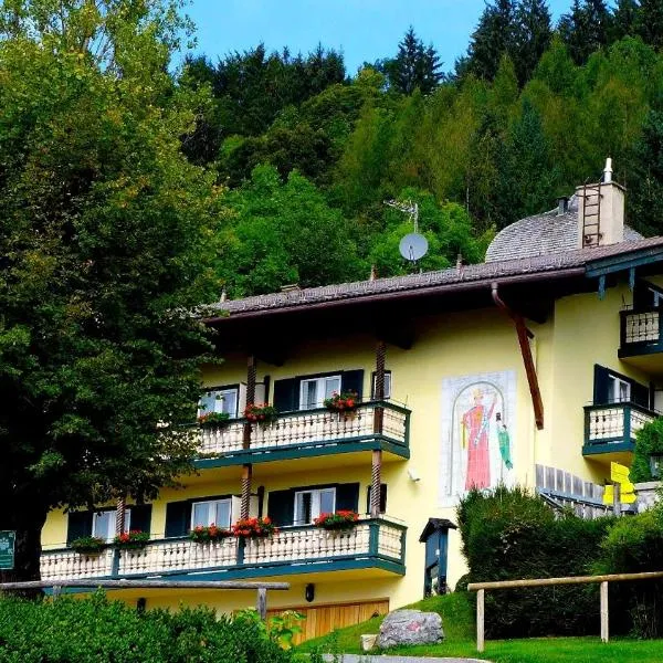 Berghaus - Der Westerhof Hotel, hotel v destinaci Tegernsee