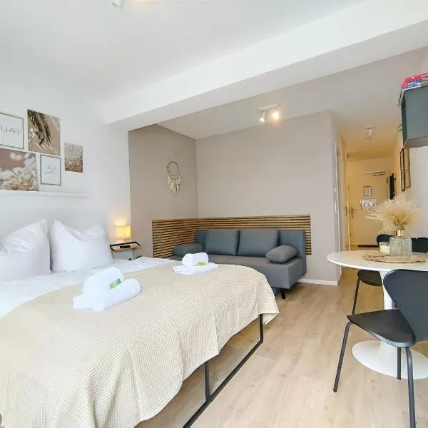 Bohotastic Apartment für bis zu 4, Terrasse, Grill, Hotel in Erlangen