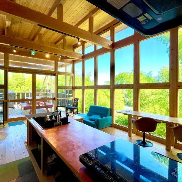 西海岸オーガニック小麦畑1200坪眺望FarmStayYululu, Hotel in Sumoto