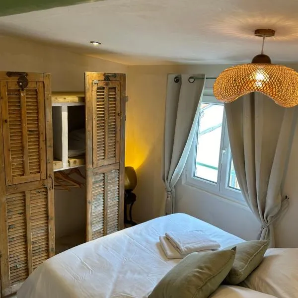 Appartement Lumineux Avignon Intra-muros au calme, hotel sa Avignon