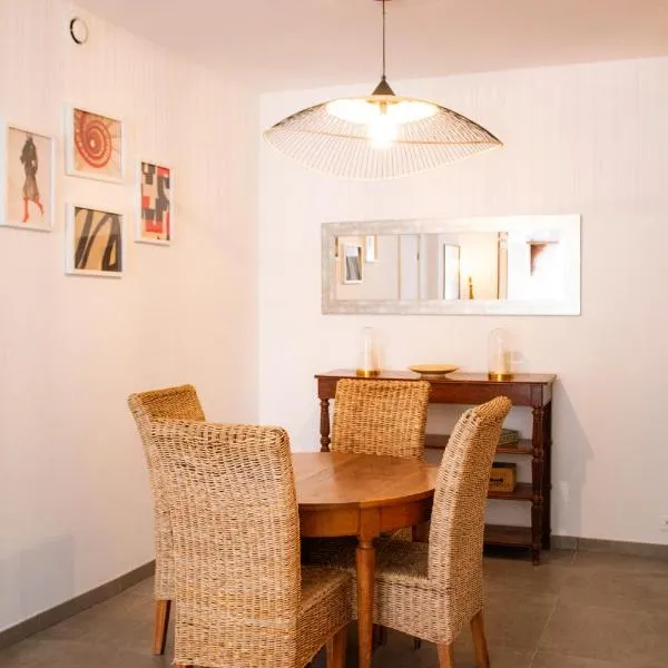 Grand Studio - Proche Gare, hotel a Cassis