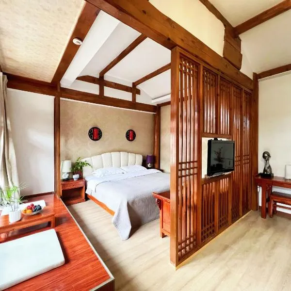 原乡文苑客栈, hotel v destinaci Li-ťiang