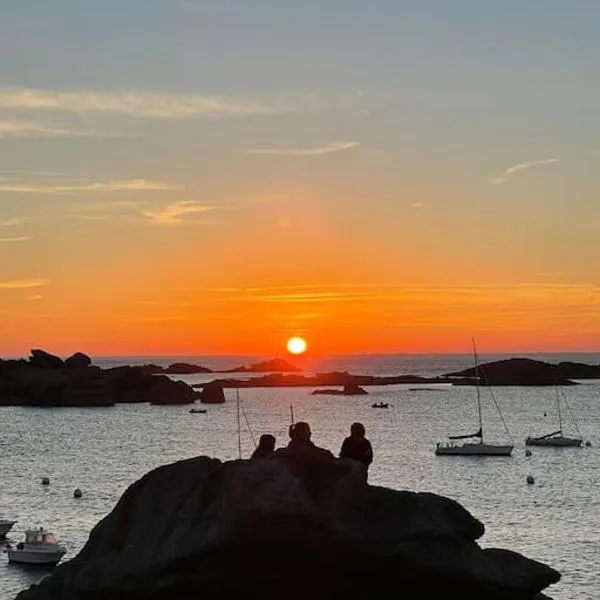 Vacances plages, mer, balades ou GR34 !, hotel di Trégastel