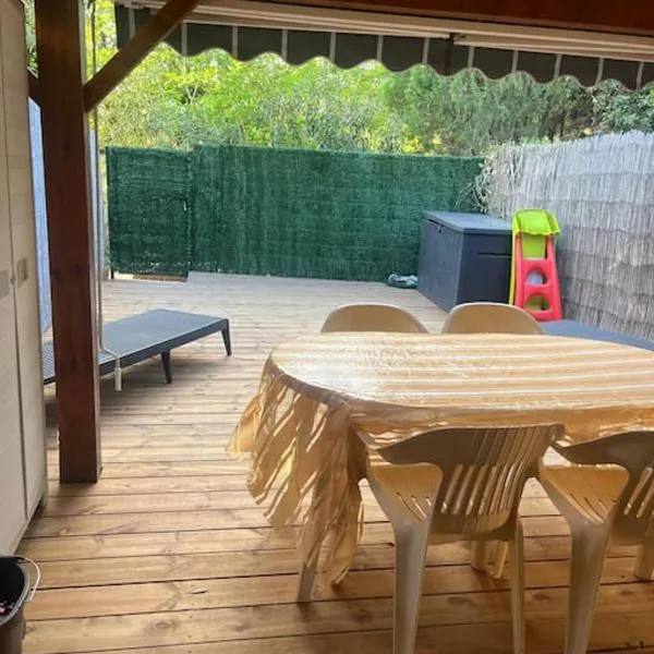 Maisonette 6 pers proche plage, hotel v destinaci Argelès-sur-Mer