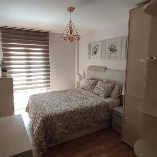 Ikialde, hotel v mestu Pedernales