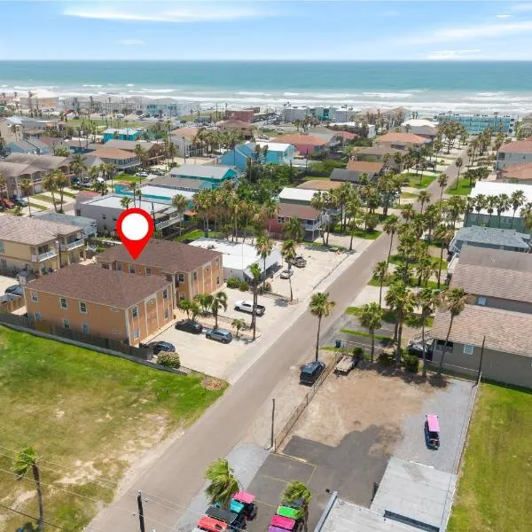 Luxury 3 Bed 2 Bath 1st Floor Condo Near Beach, hotel v destinaci South Padre Island