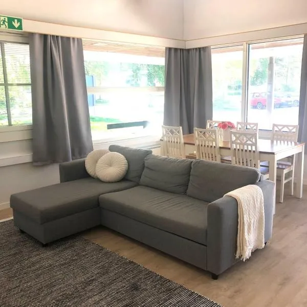 Pohjoiskeskus 9, hotel u gradu Oulu