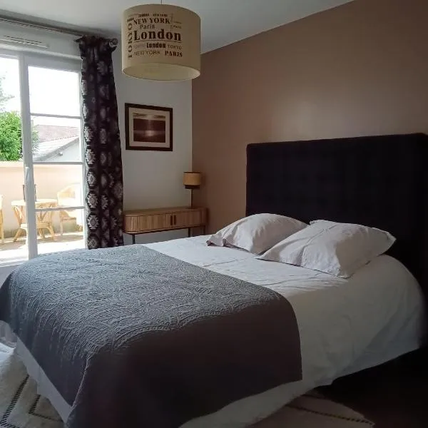 3 Chambres d'hôtes – hotel w mieście Wissous