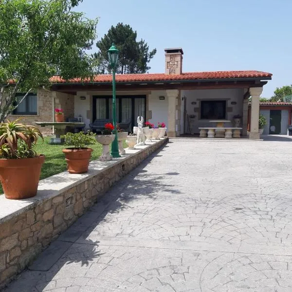 Casa con vistas al mar, Hotel in Noya