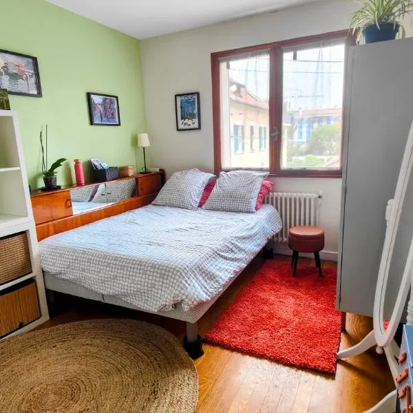 Chambre dans appartement agréable et calme à 15 mn du Centre Ville, hotel v Annecy