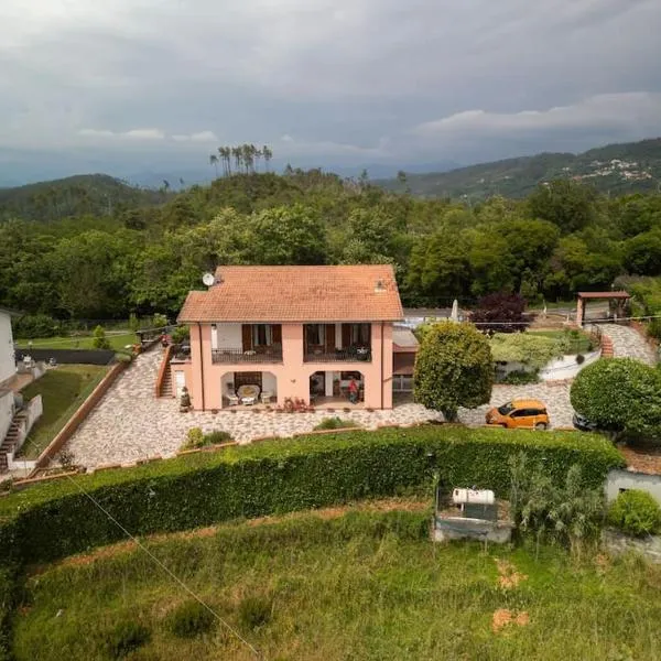 holiday House Na Te, готель у місті Рикко-дель-Гольфо-ді-Спеція