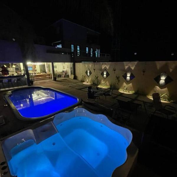 Luxuosa casa no Atalaia com Spa