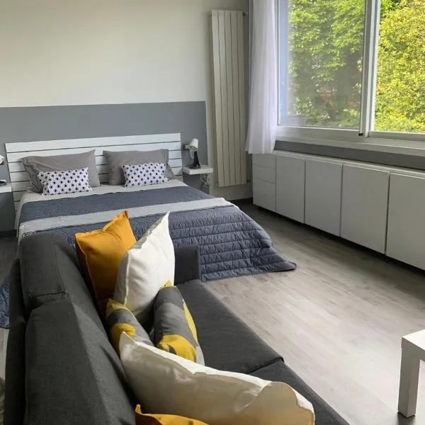 Son Sogni Holiday House, hotel in Leggiuno