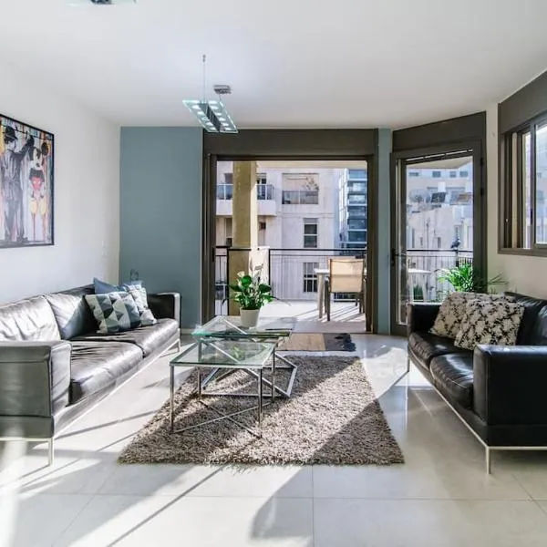 Super-Star 3BR Private Parking !, hotel en Tel Aviv