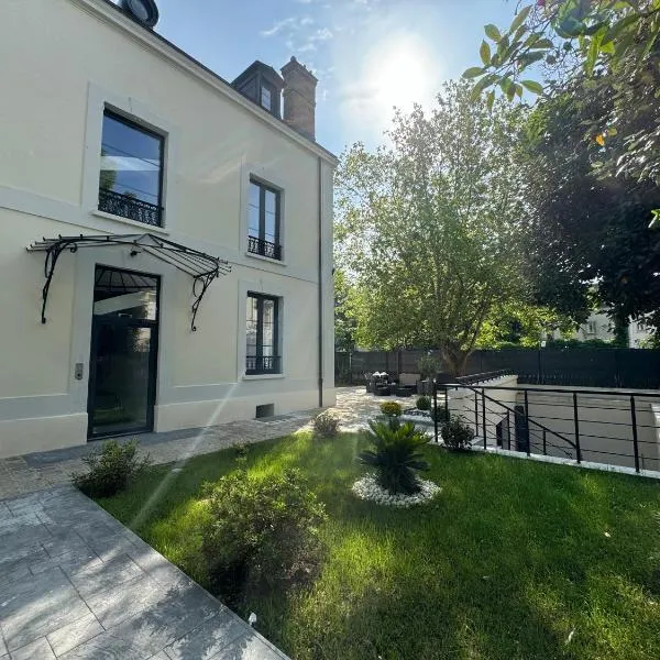 L'étoile de Seine 77 Appartement 4, hotel in Dammarie-lès-Lys