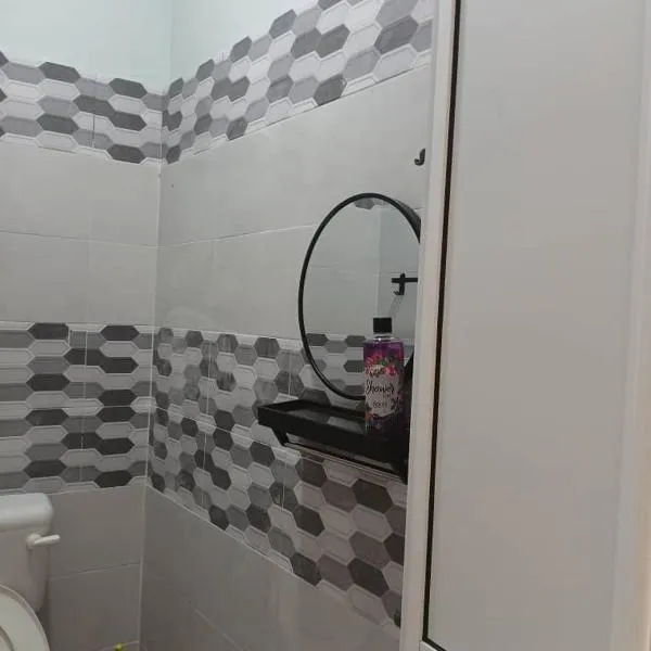 Rest Roomstay, hotel v destinaci Tanah Merah