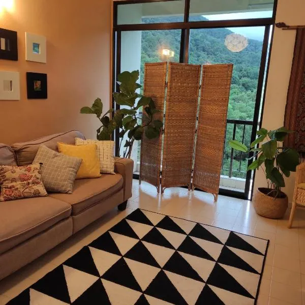 Cozy & Comfy 3 rooms apartment near beach, hotel in Batu Ferringhi
