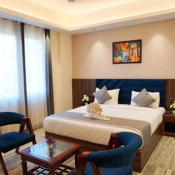 Raksha Suites & Banquet Greater Noida, hotel en Greater Noida