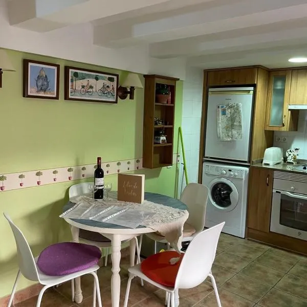Apartaments La Clotxa - Prat de Comte, hotel v destinaci Prat de Comte