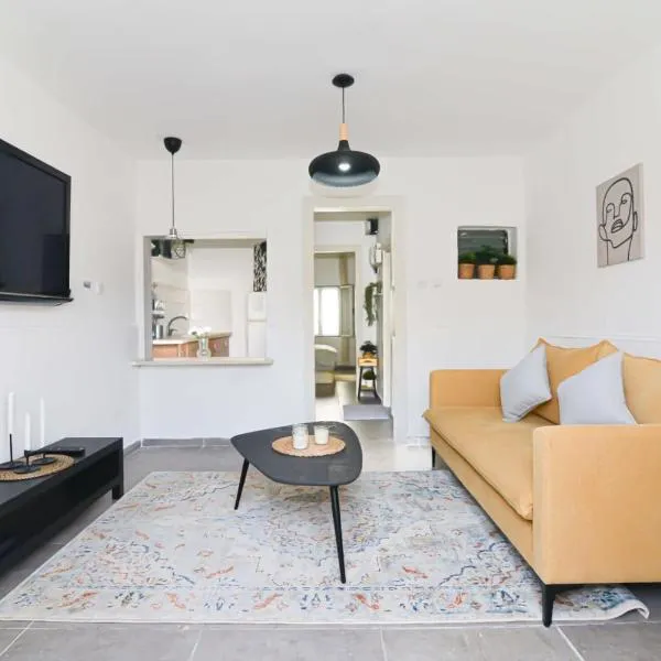 הדירה בלבן, hotel v destinaci Chadera