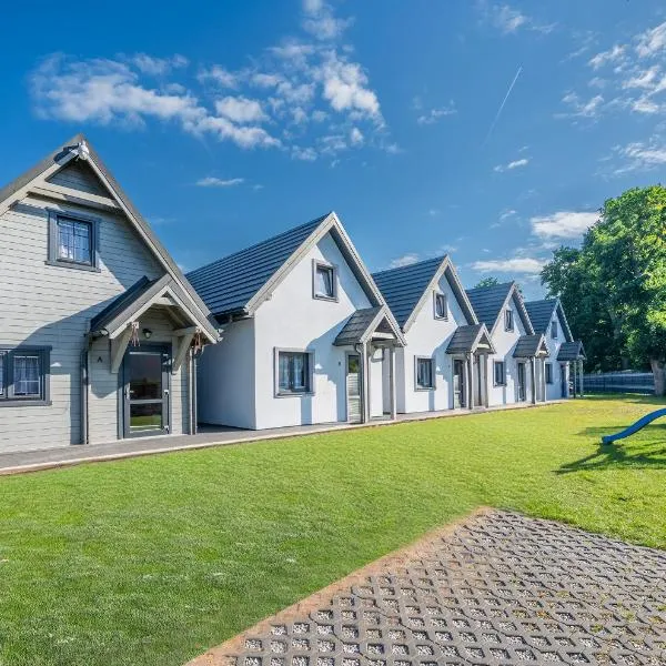 Domki Letniskowe Maks, hotel in Bobolin
