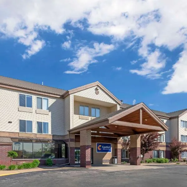 Comfort Inn & Suites, hotel i Necedah