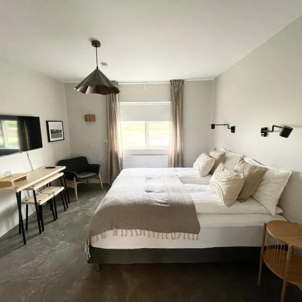 Lindarhóll Guesthouse, hotel v destinaci Stóri-Bakki