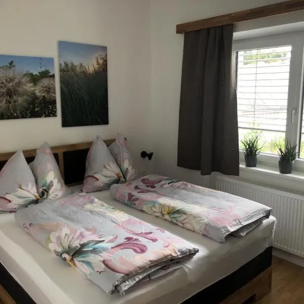 Garten Apartment, hotel di Nodendorf