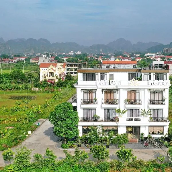 Lotus Hotel Ninh Bình, hotel in Ninh Binh