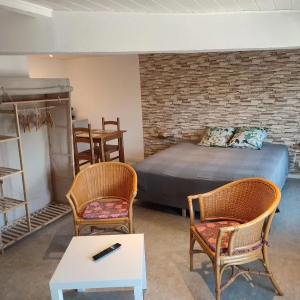 le mas rocamour, hotel v destinácii Roquemaure