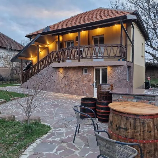 Čakmara Montoja, hotel in Vrtovac