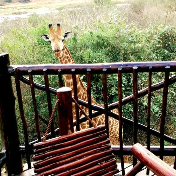 Majuli River Lodge - overlooking Kruger Park, hotel a Marloth Park