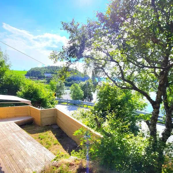 Ocean Side House, Sea View, Free Parking !、トロンハイムのホテル