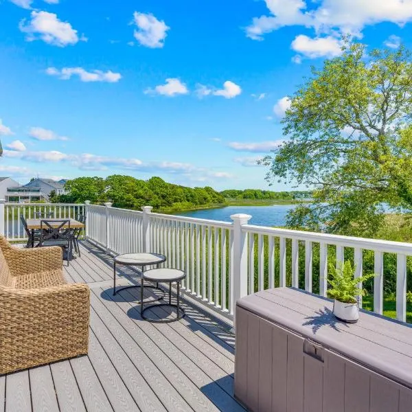 Waterfront Oasis in Yarmouth, Cape Cod, ξενοδοχείο σε Γκρέιτ Γιάρμουθ